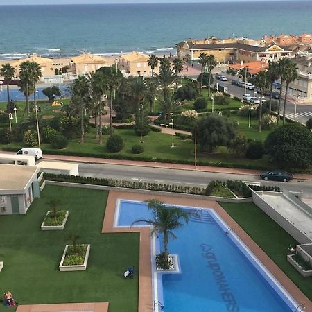 Luxury Suite Apartment Torrevieja Buitenkant foto