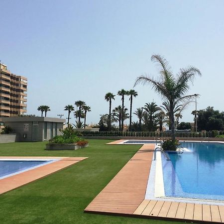 Luxury Suite Apartment Torrevieja Buitenkant foto